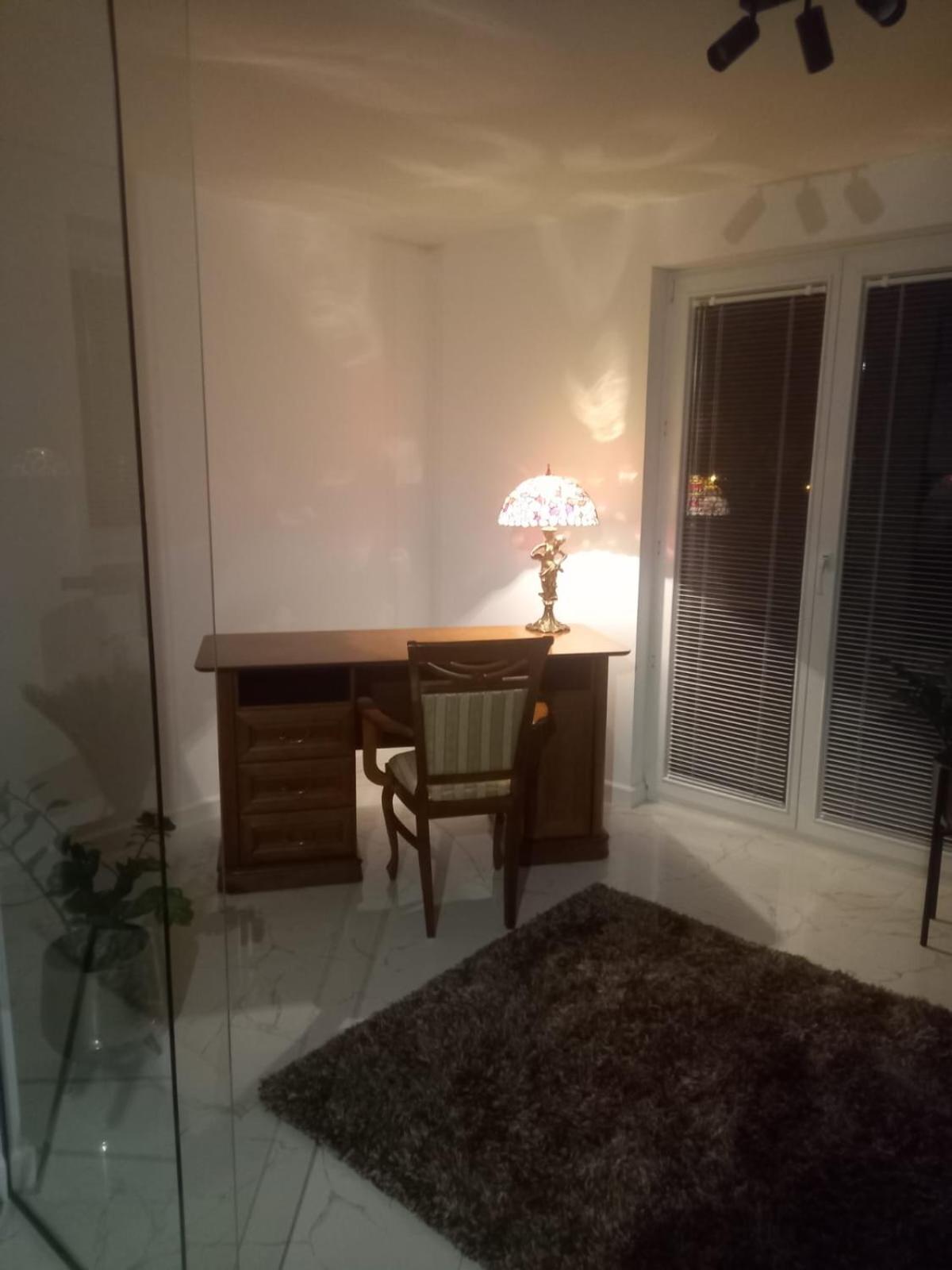 Klimatyczny Apartament W Samym Centrum Bialegostoku Белосток Экстерьер фото
